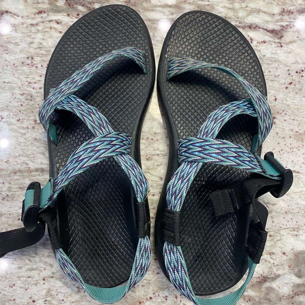 Womens turquoise Chaco size 8